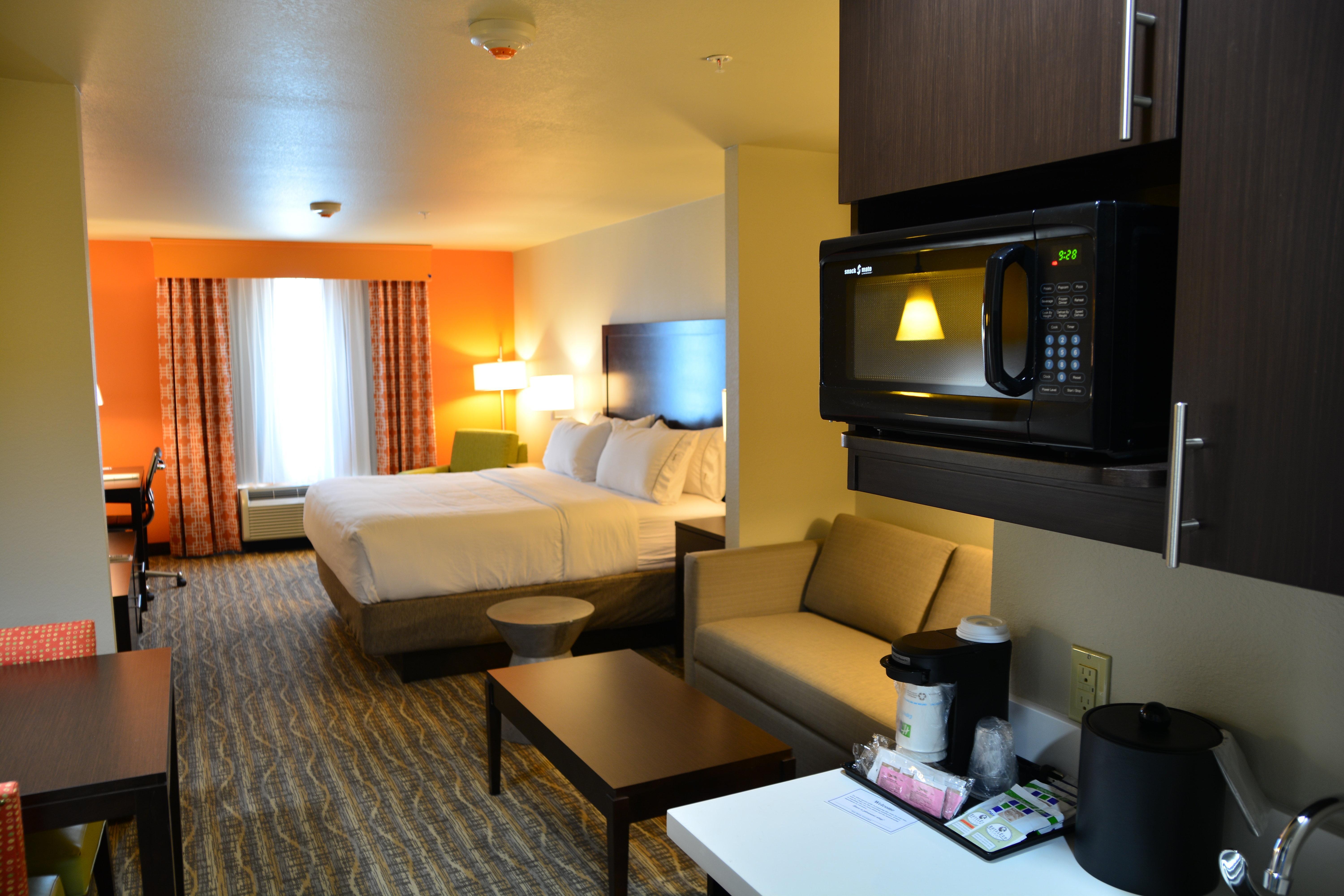 Holiday Inn Express Tomball By Ihg Екстериор снимка